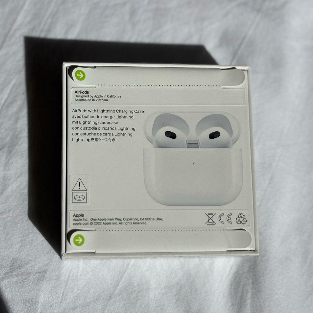 Apple AirPods with Lightning Case - White Brand New Never opened